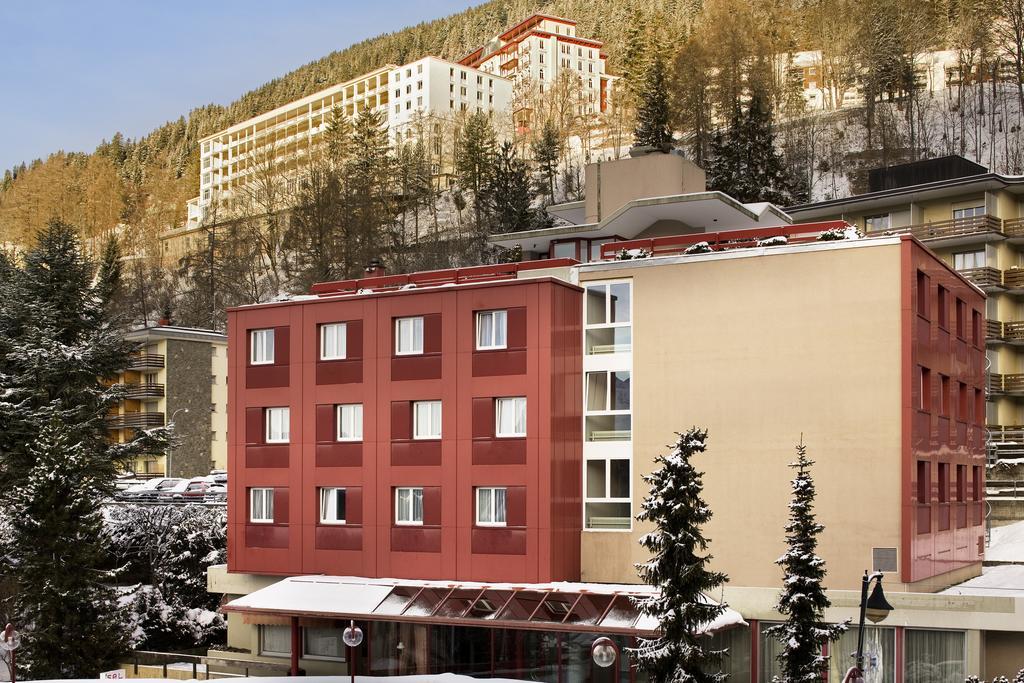 Alpine Classic Hotel Лезен Екстериор снимка