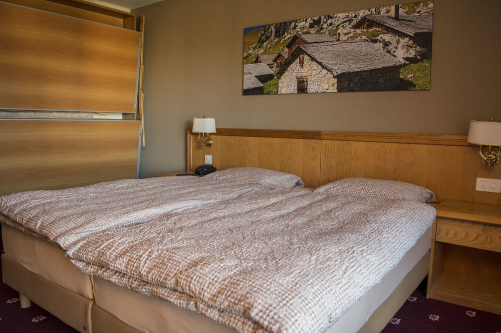 Alpine Classic Hotel Лезен Екстериор снимка