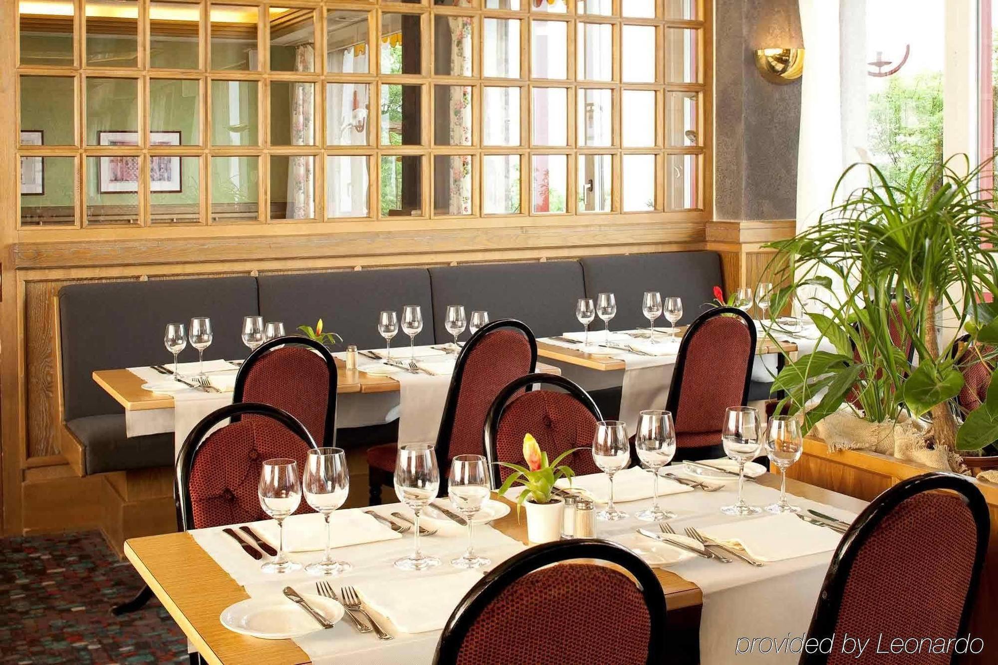 Alpine Classic Hotel Лезен Екстериор снимка